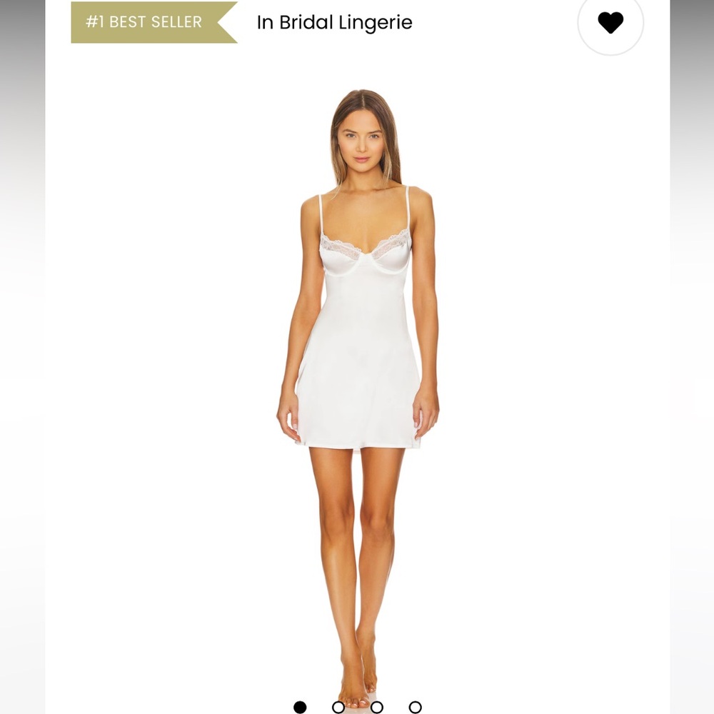 Chic White Lace Chemise